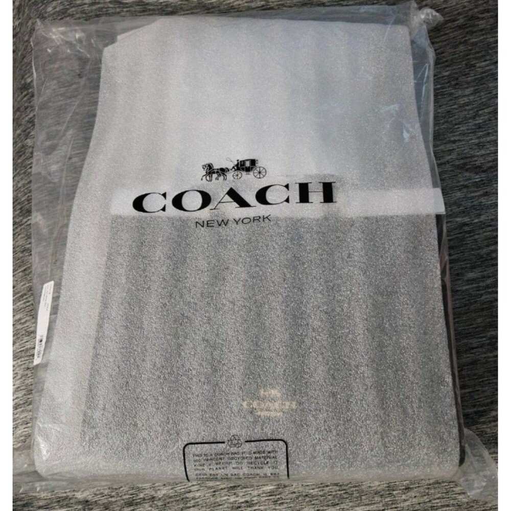 Coach Maggie Tote Bag In Signature Leather  New With Tags - Picture 10 of 12